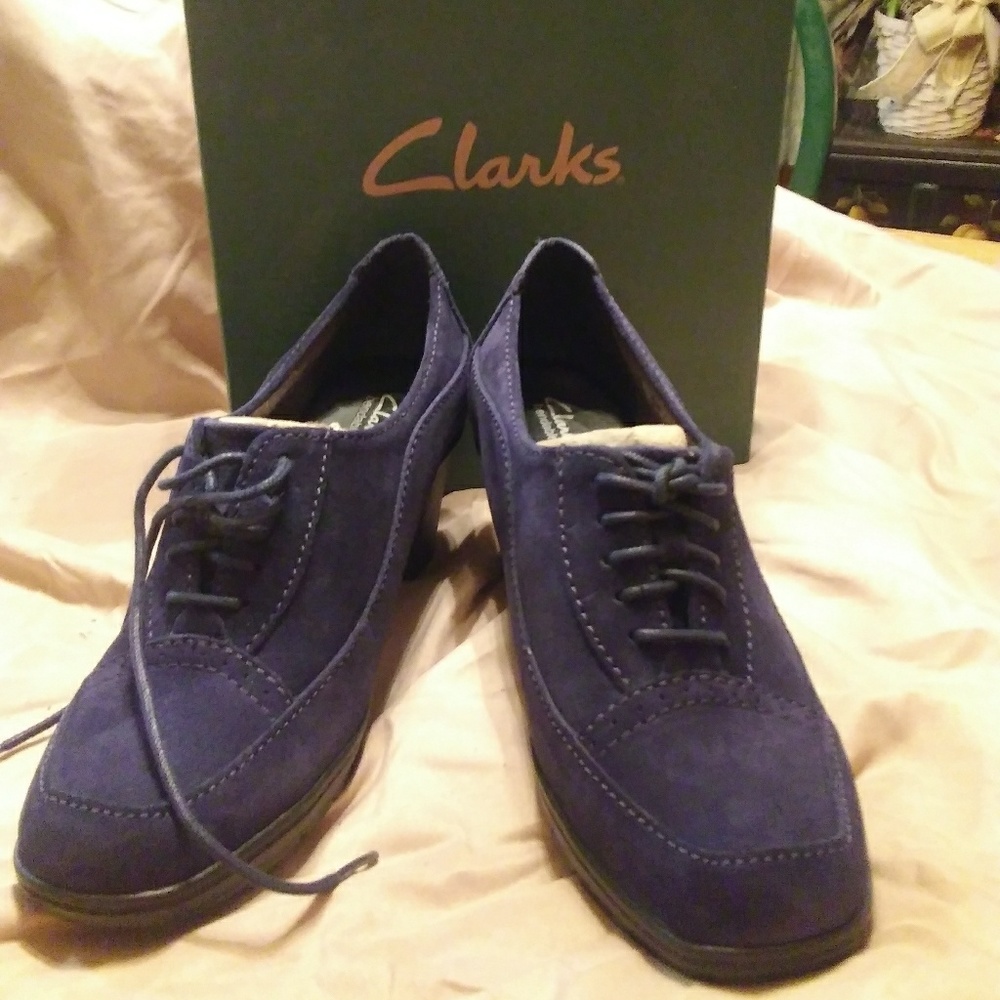 Shoes - Picture 2 of 2